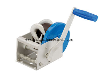 China Lightweight Fixed Marine Hand Winch 800kg Lifting Dacromet Handle With Blue Cover supplier