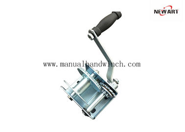 China Small Automatic Brake Manual Hand Winch Hand Boat Trailer Dinghy 600lbs supplier