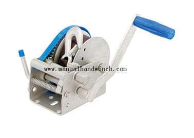 China Simply Operating 3 Speed Boat Winch 900kg With Snap Hook Type 50mm Drum supplier