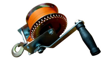 Silver Gray Small Hand Winch , 1500lbs 50mm*10m Strap Lightweight Hand Winch supplier